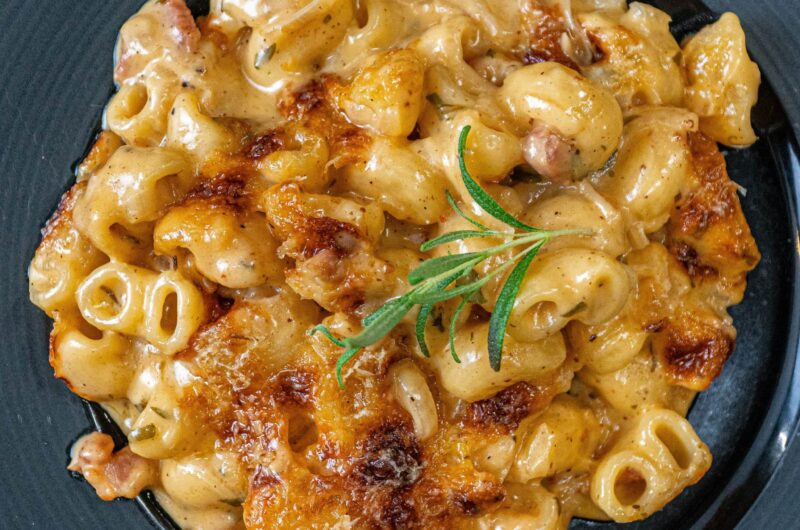 Bacon mac and cheese