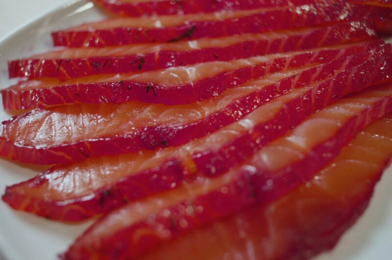 Rødbede rimmet laks